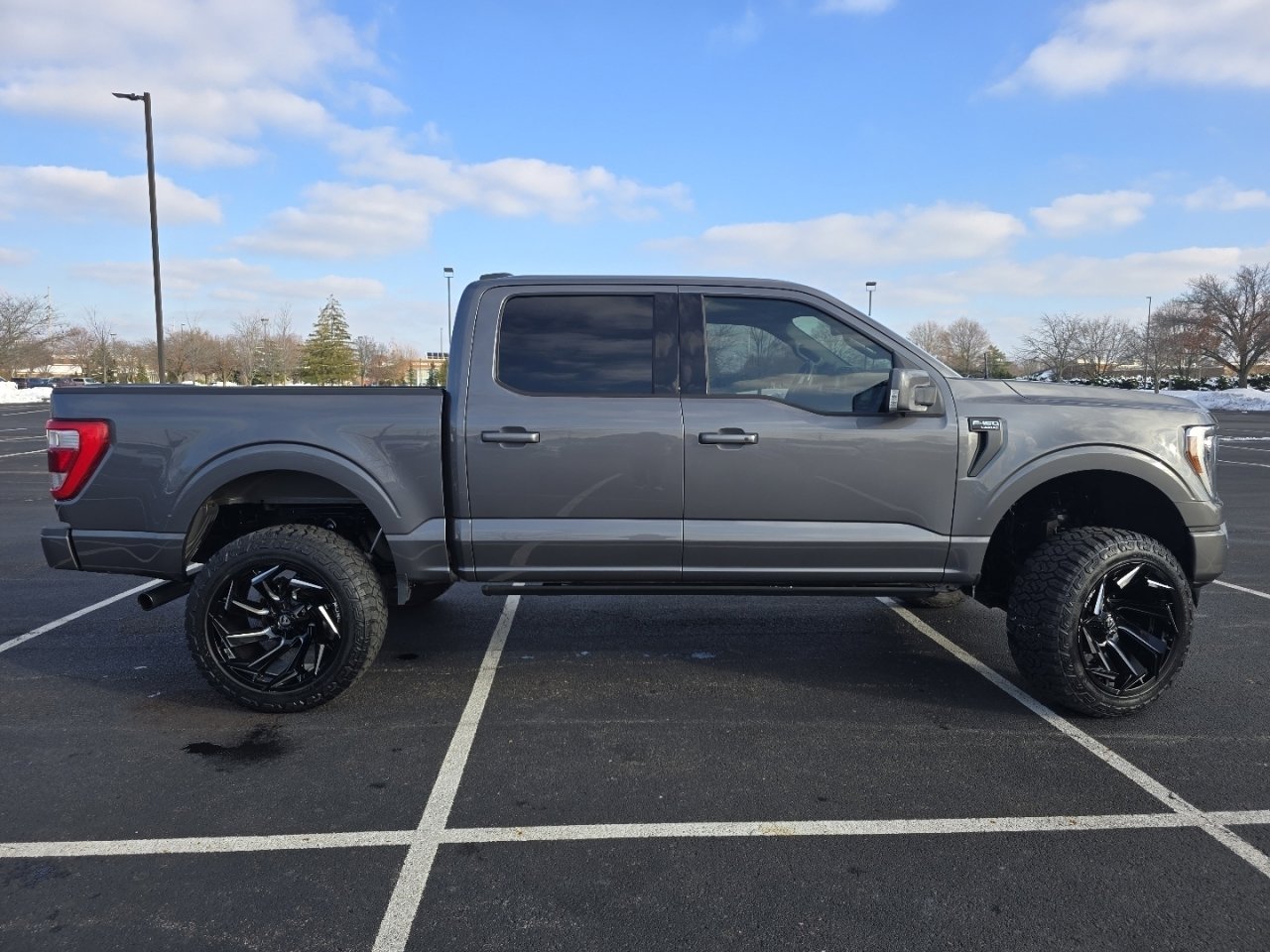 Used 2021 Ford F150 Lariat w/ Equipment Group 502A High image 22