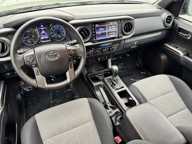 Used 2021 Toyota Tacoma TRD Sport AWD/4WD image 10