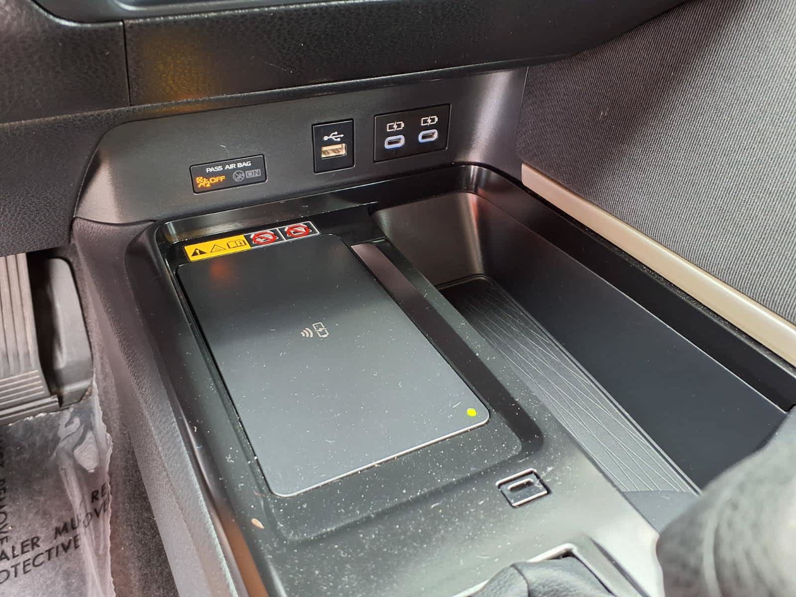 Used 2025 Toyota Camry LE FWD image 24