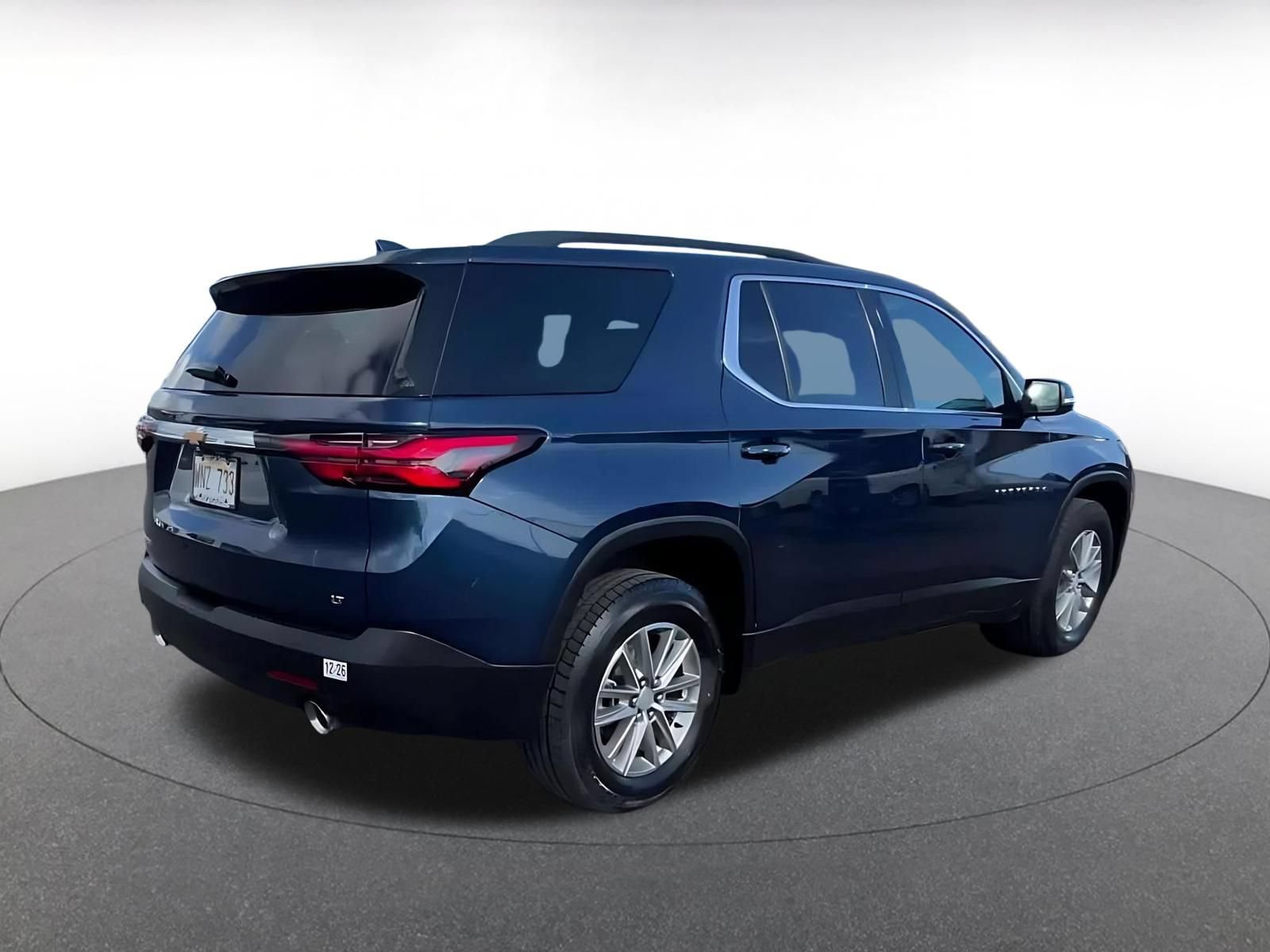 Used 2023 Chevrolet Traverse LT FWD image 14