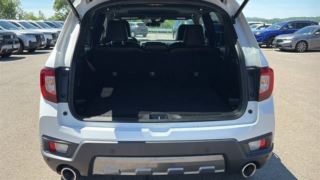Used 2023 Honda Passport TrailSport image 27