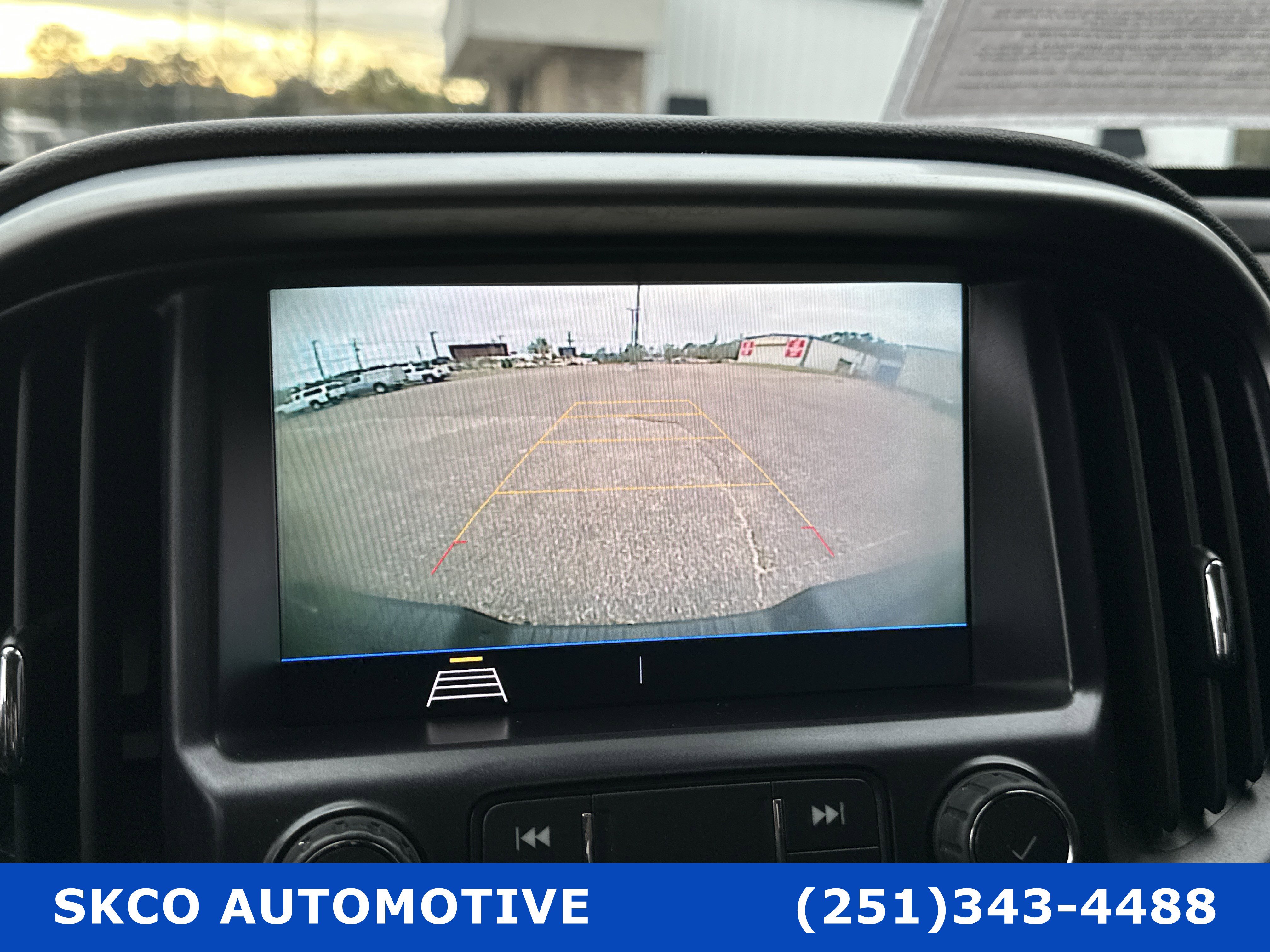 Used 2021 Chevrolet Colorado LT w/ Fleet Safety Package RWD image 17