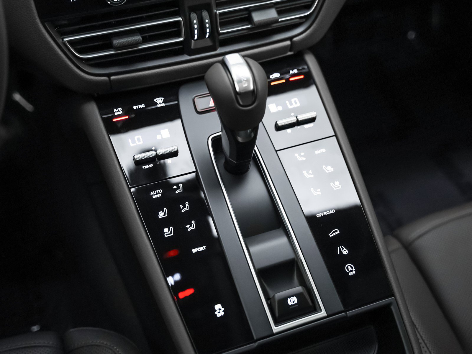 New 2026 Porsche Macan image 20