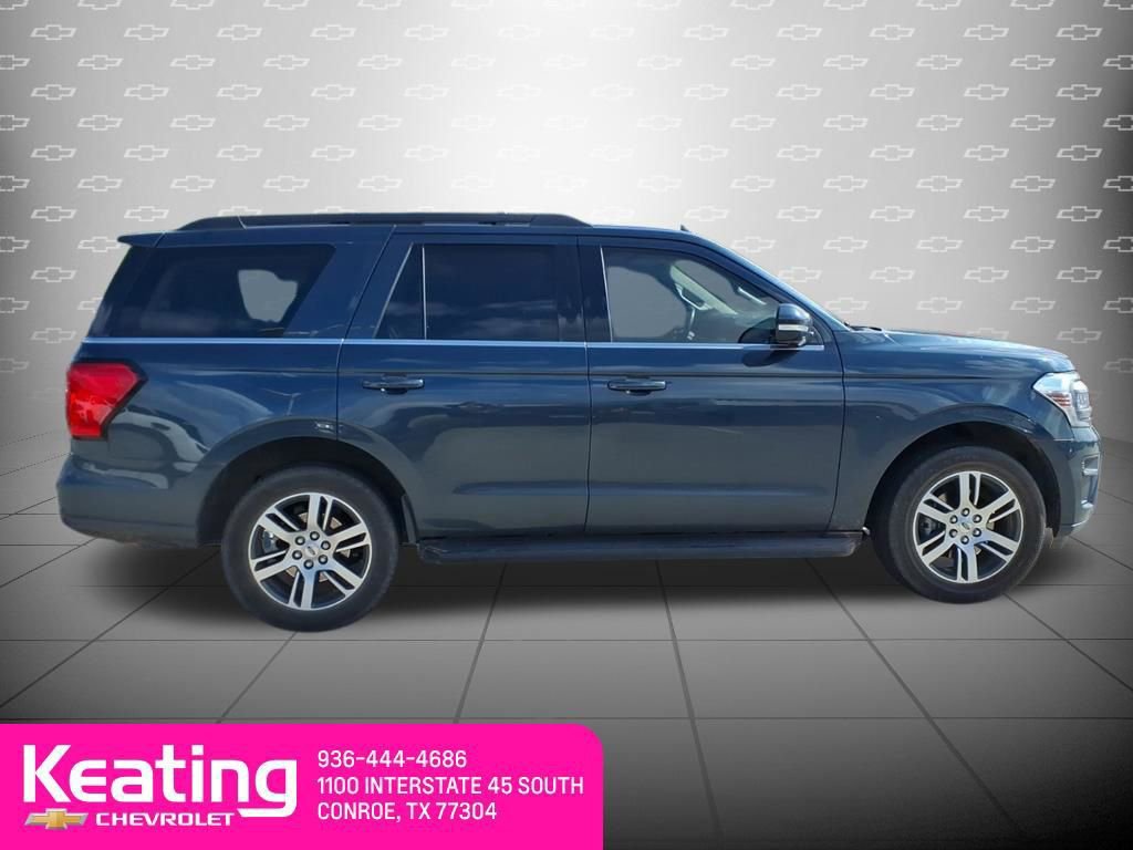 Used 2024 Ford Expedition XLT RWD image 4