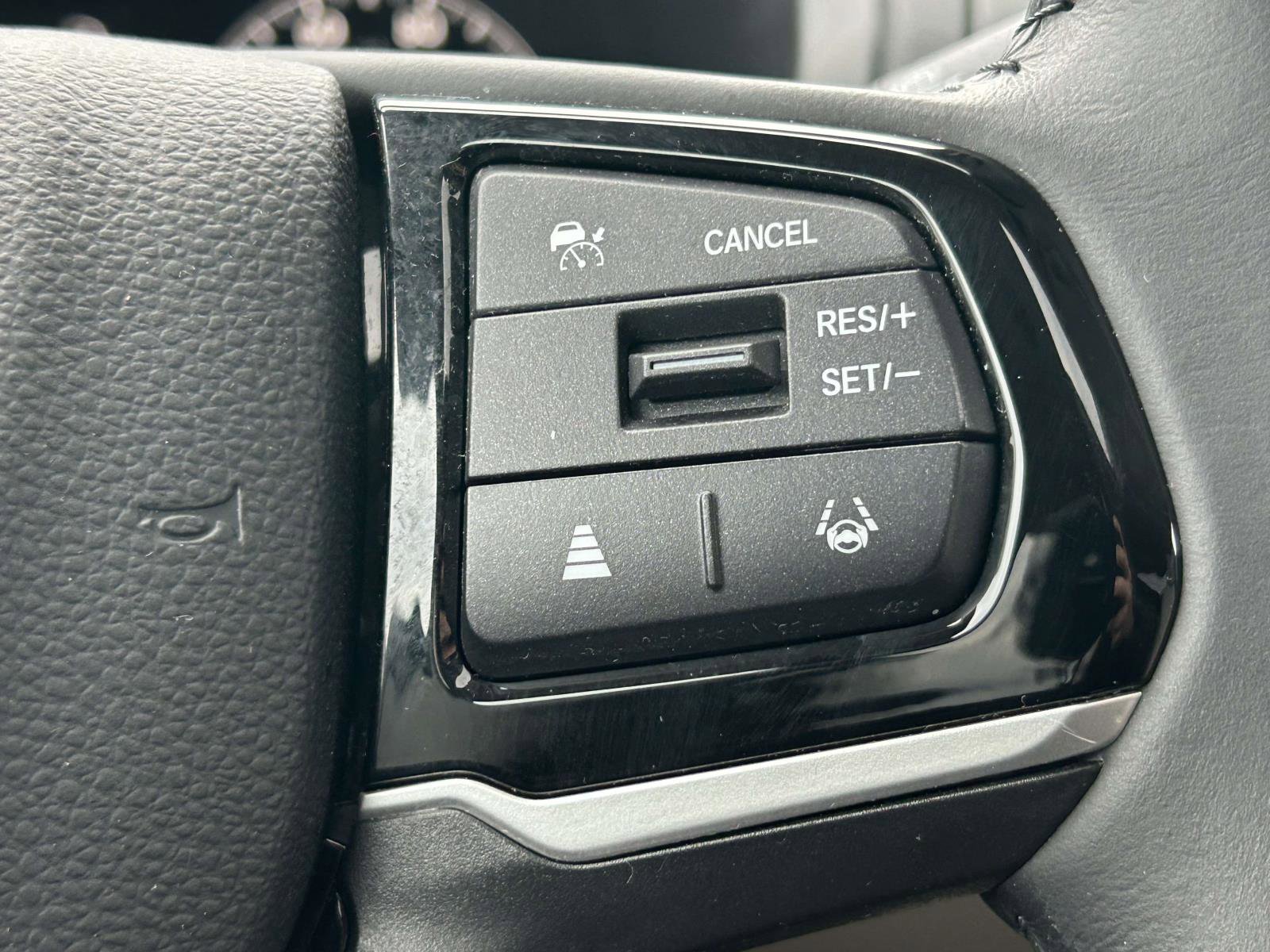 Used 2025 Honda Odyssey Touring image 24