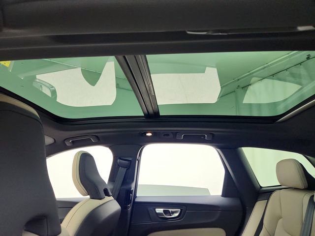 New 2026 Volvo XC60 B5 Plus w/ Protection Package Premier image 18