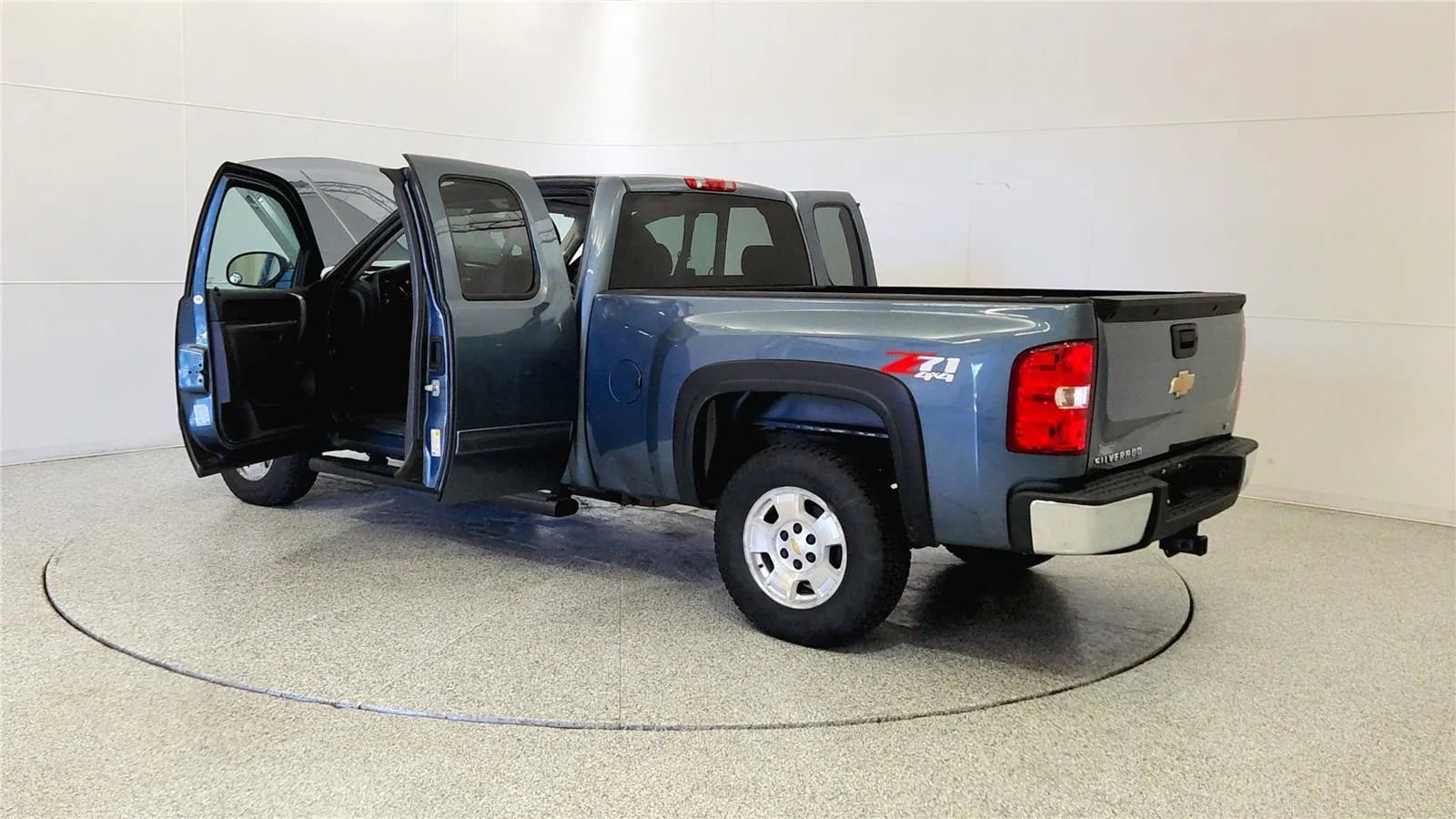 Used 2013 Chevrolet Silverado 1500 LT w/ All-Star Edition AWD/4WD image 11