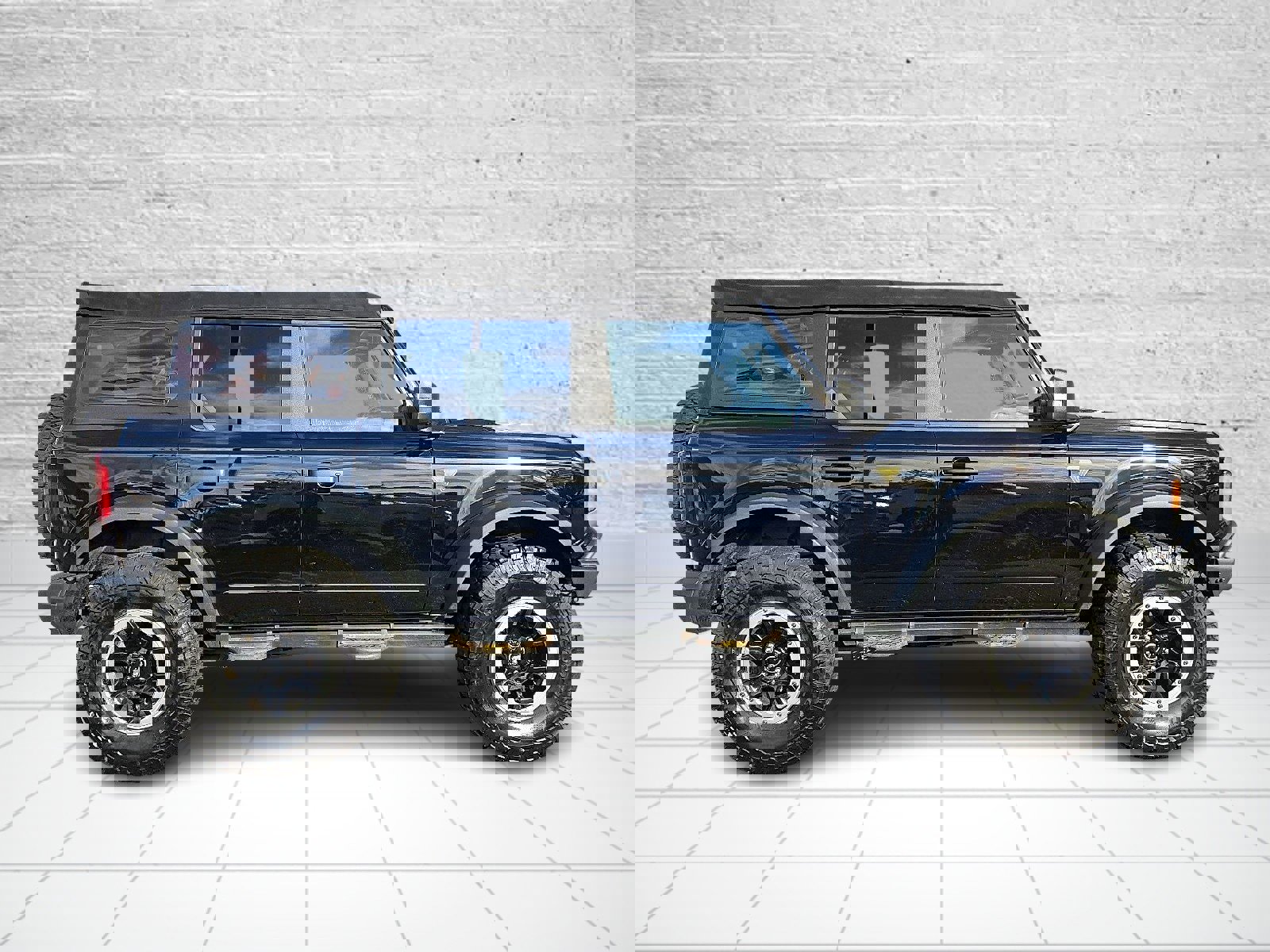 Used 2022 Ford Bronco Badlands image 7