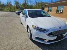 Used 2018 Ford Fusion SE w/ Equipment Group 602A image 2