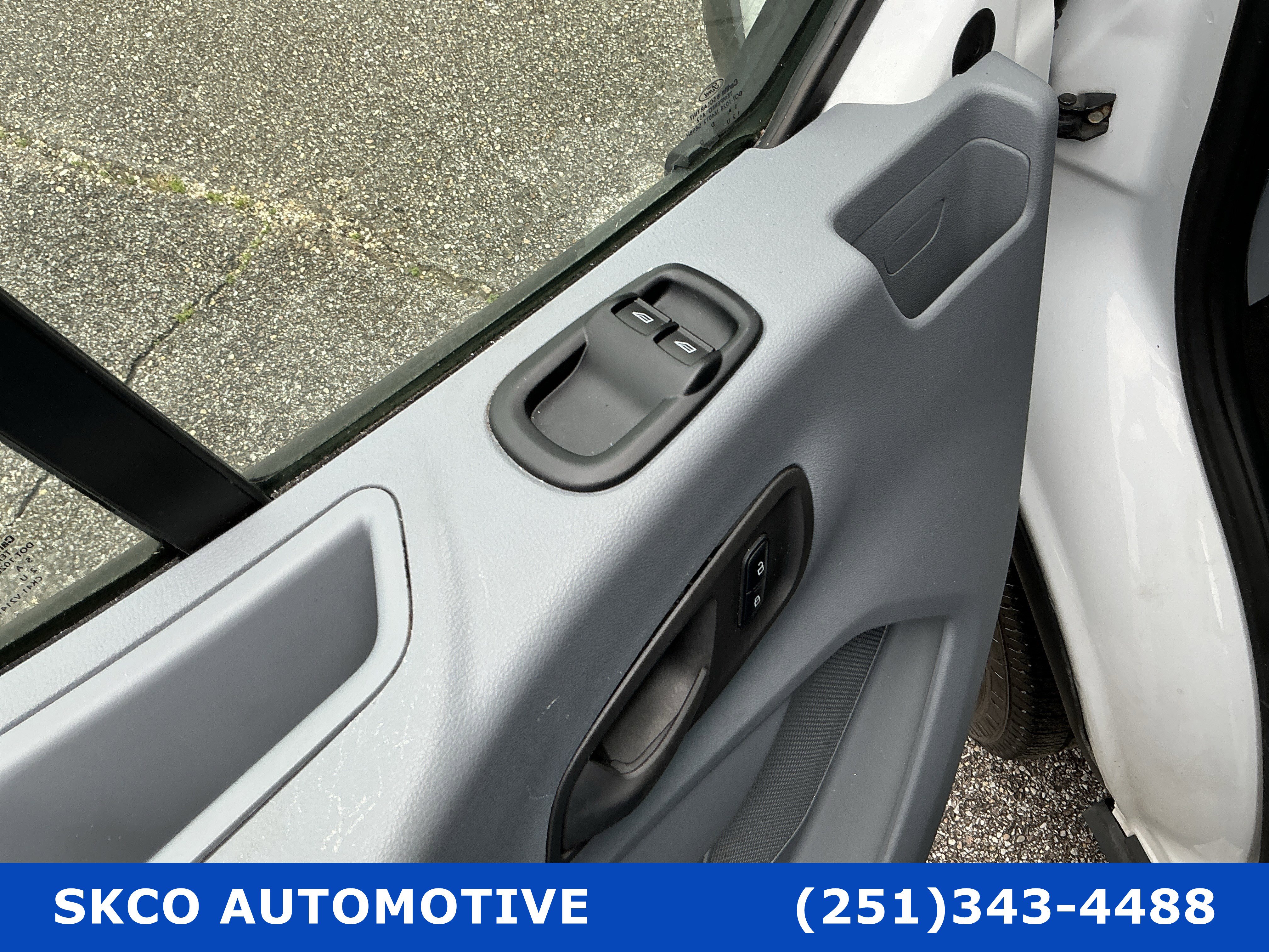 Used 2016 Ford Transit 350 XL image 22