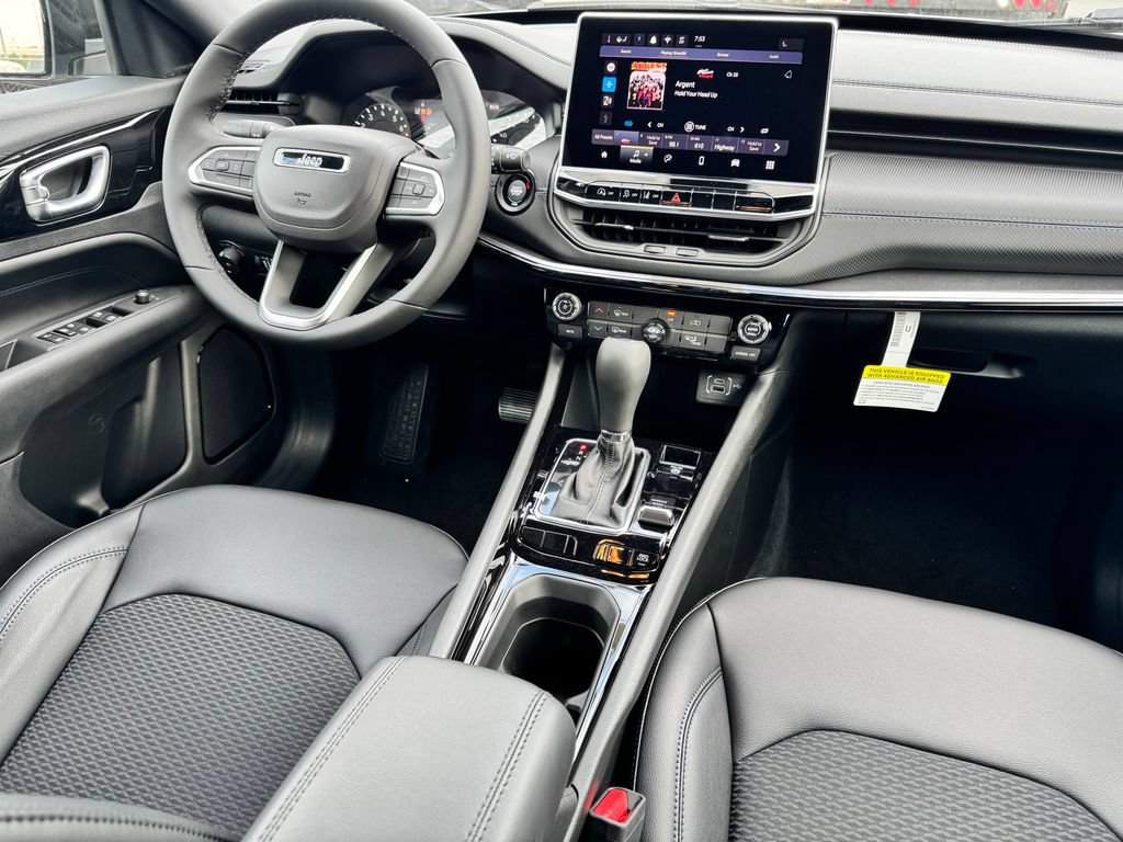 New 2026 Jeep Compass Latitude AWD/4WD image 11