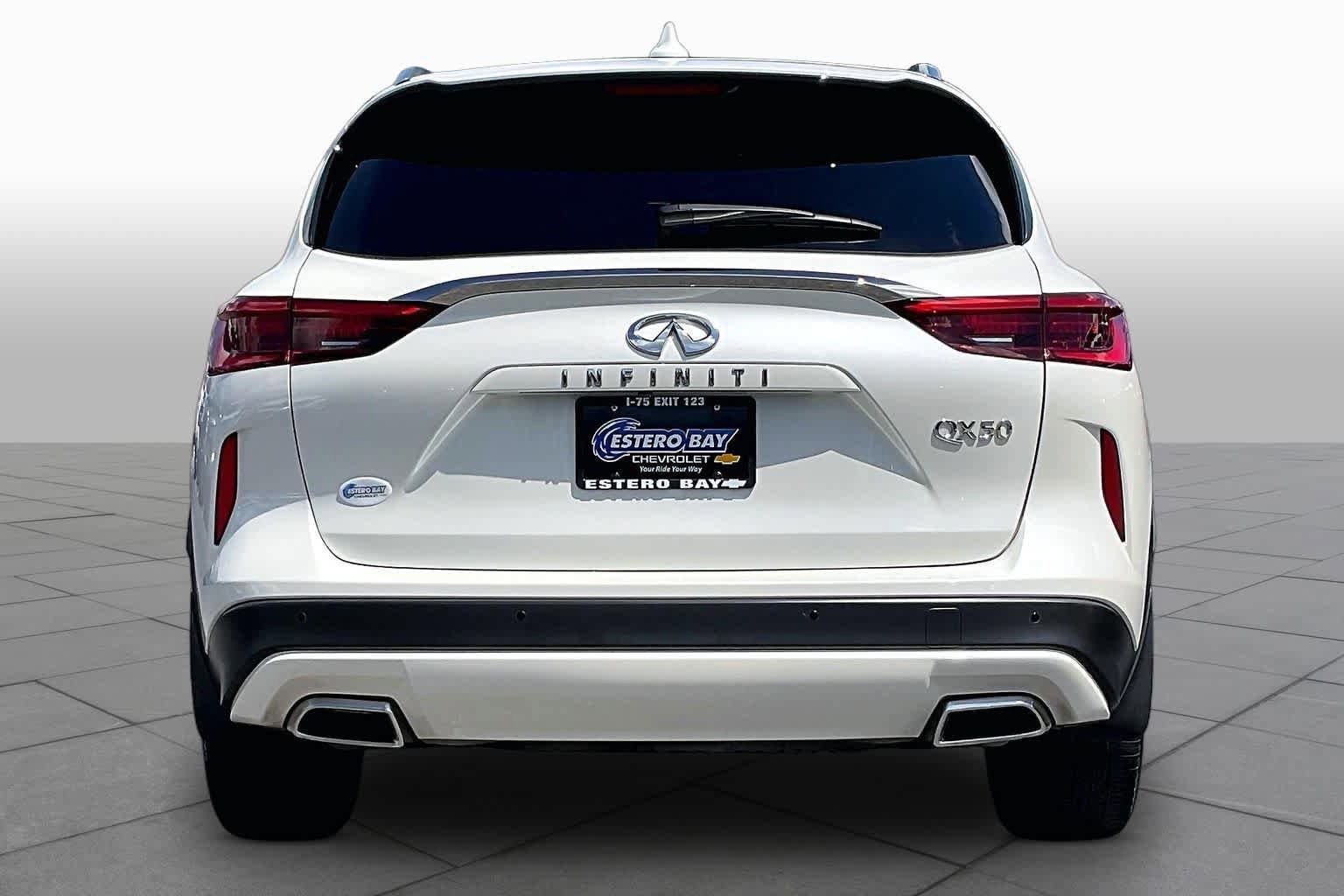 Used 2021 INFINITI QX50 Luxe w/ Appearance Package FWD image 5