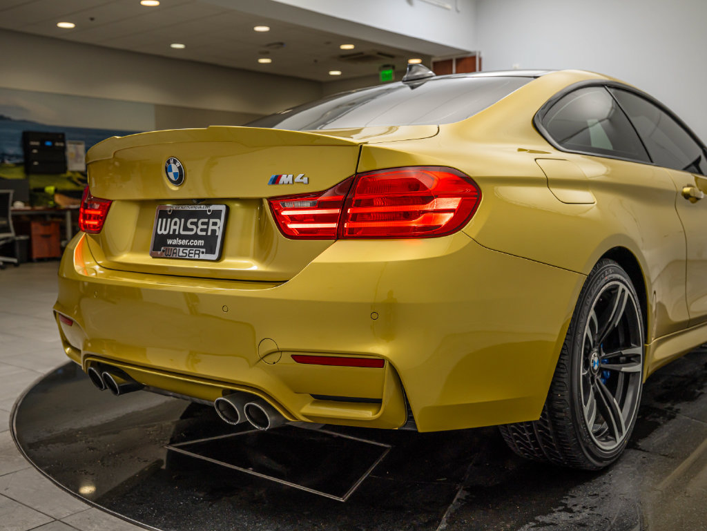 Used 2016 BMW M4 Coupe RWD image 18