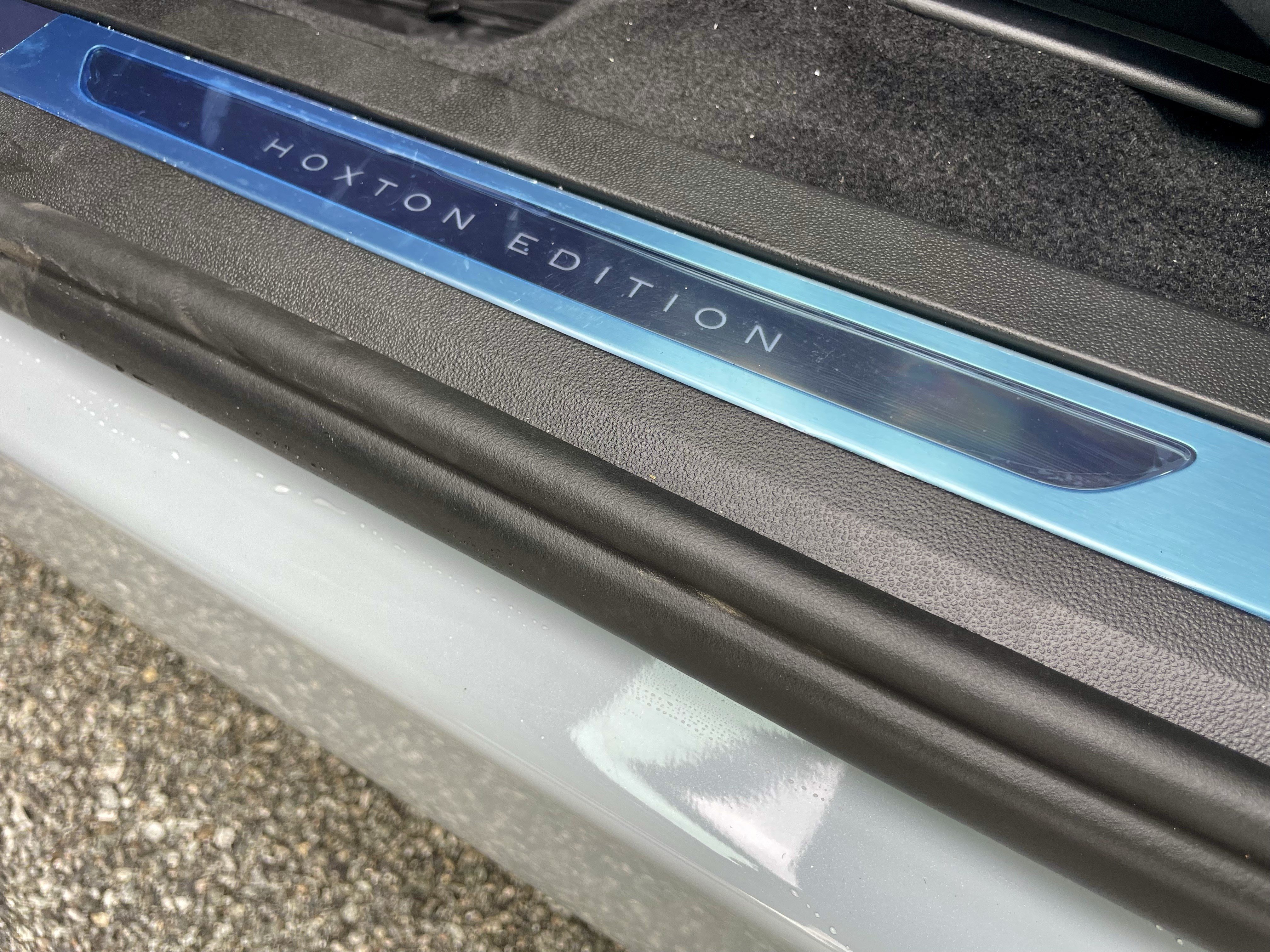 New 2026 Land Rover Range Rover Evoque Hoxton AWD/4WD image 39