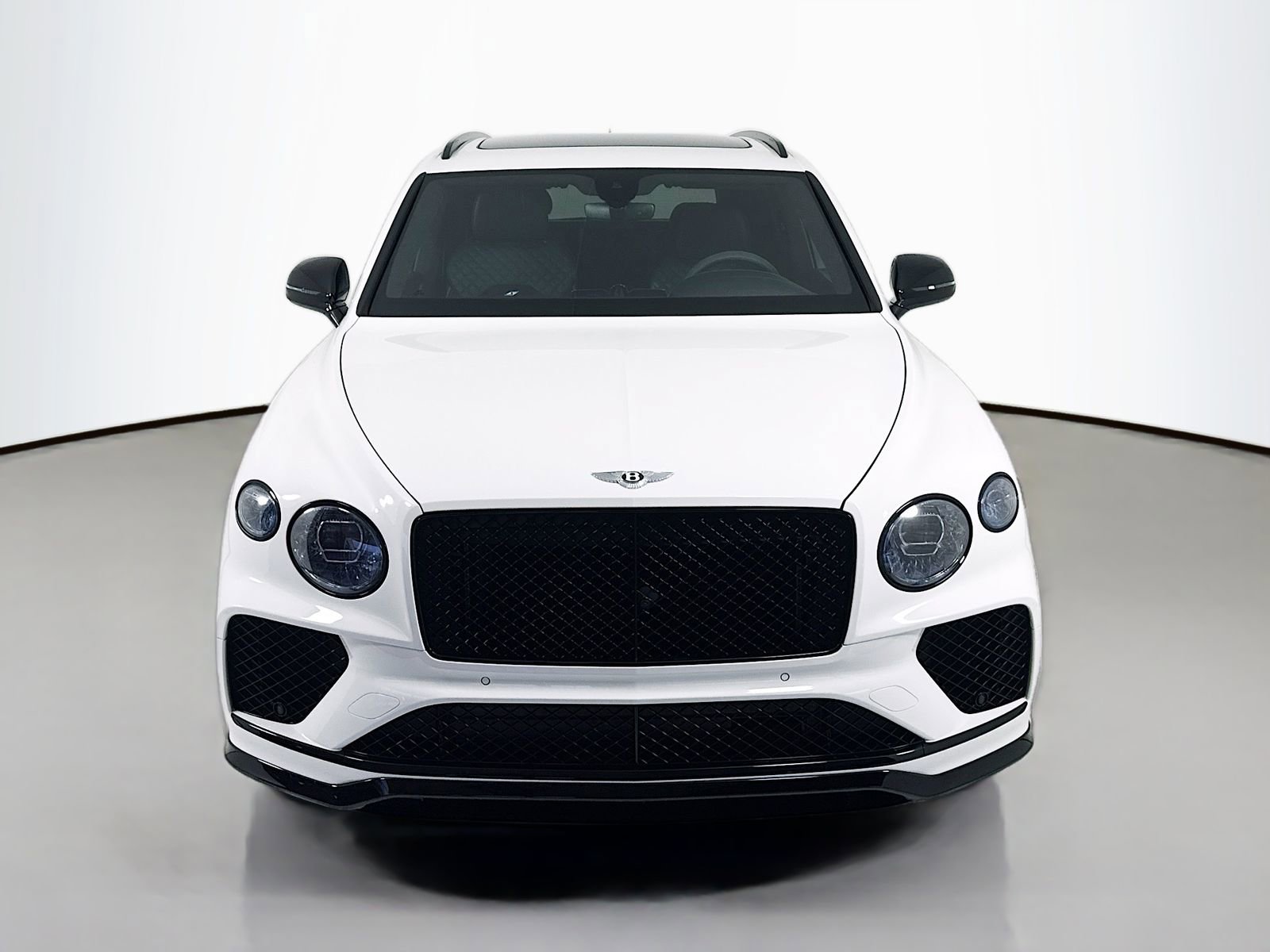 Certified 2022 Bentley Bentayga image 2