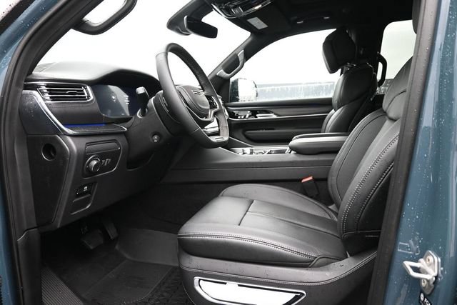 New 2026 Jeep Grand Wagoneer L Summit AWD/4WD image 19