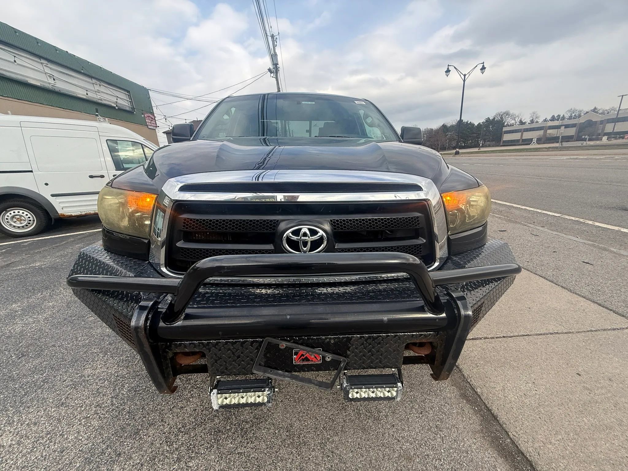 Used 2010 Toyota Tundra 4x4 Double Cab image 14