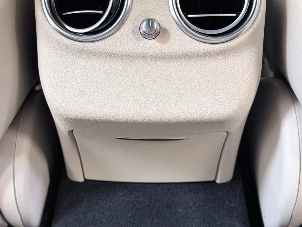 Used 2019 Mercedes-Benz E 300 image 28