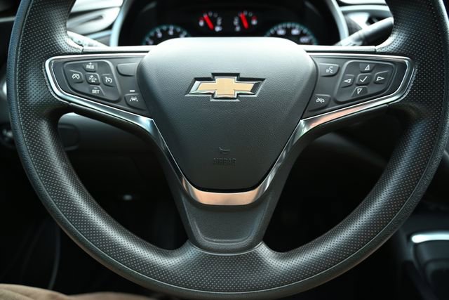 Used 2023 Chevrolet Malibu LT image 38