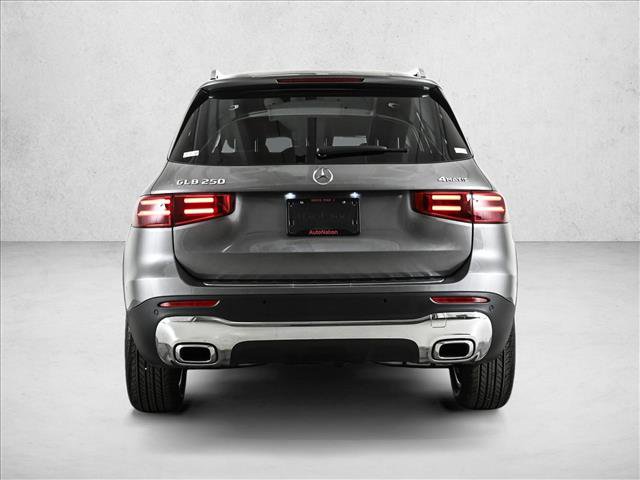 New 2026 Mercedes-Benz GLB 250 4MATIC image 7