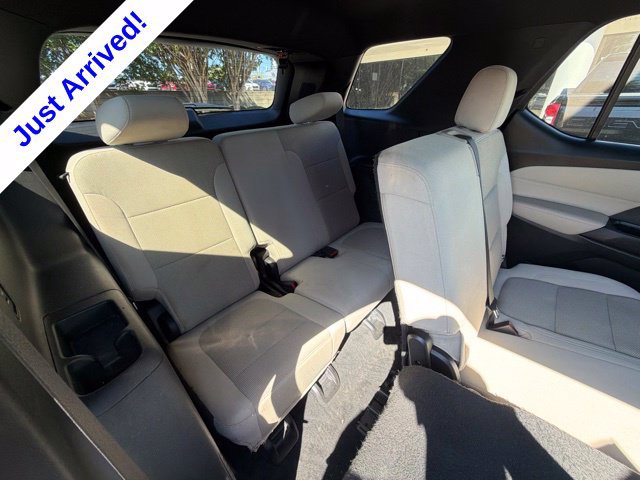 Used 2023 Chevrolet Traverse LS w/ Midnight/Sport Edition FWD image 32