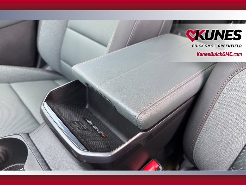 New 2026 GMC Terrain AT4 w/ Convenience Package III AWD/4WD image 26