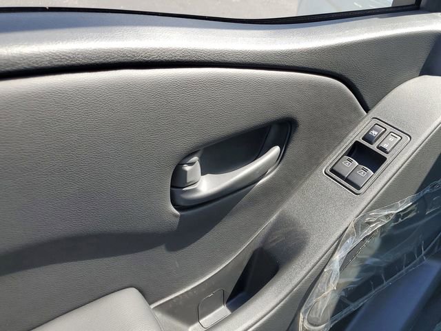 New 2026 Nissan Frontier S image 11