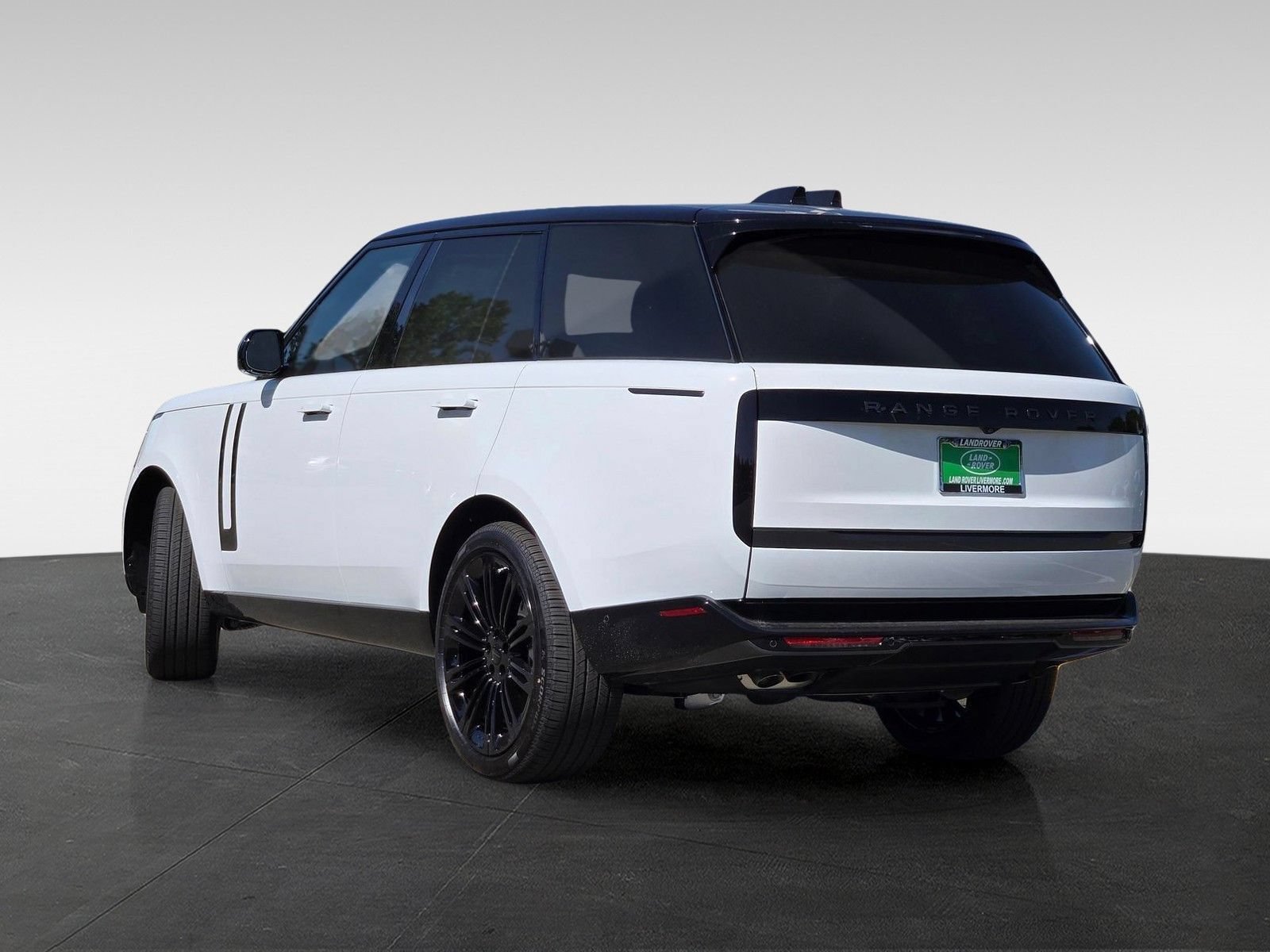 New 2026 Land Rover Range Rover SE AWD/4WD image 5