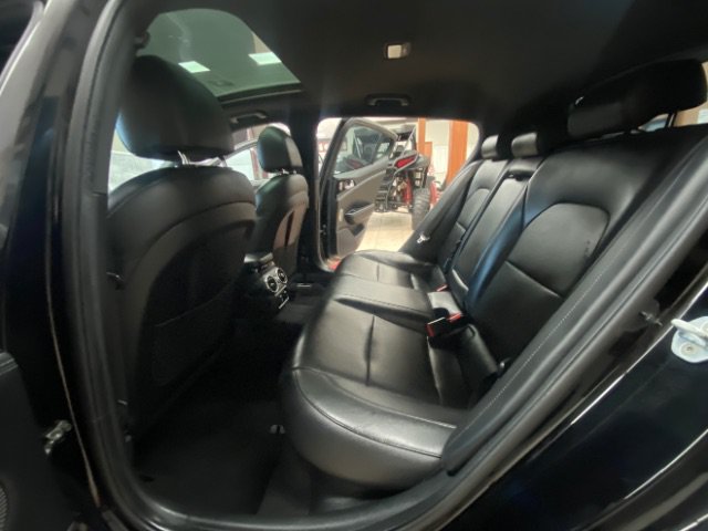 Used 2020 Kia Stinger GT-Line w/ Sun & Sound Package RWD image 13