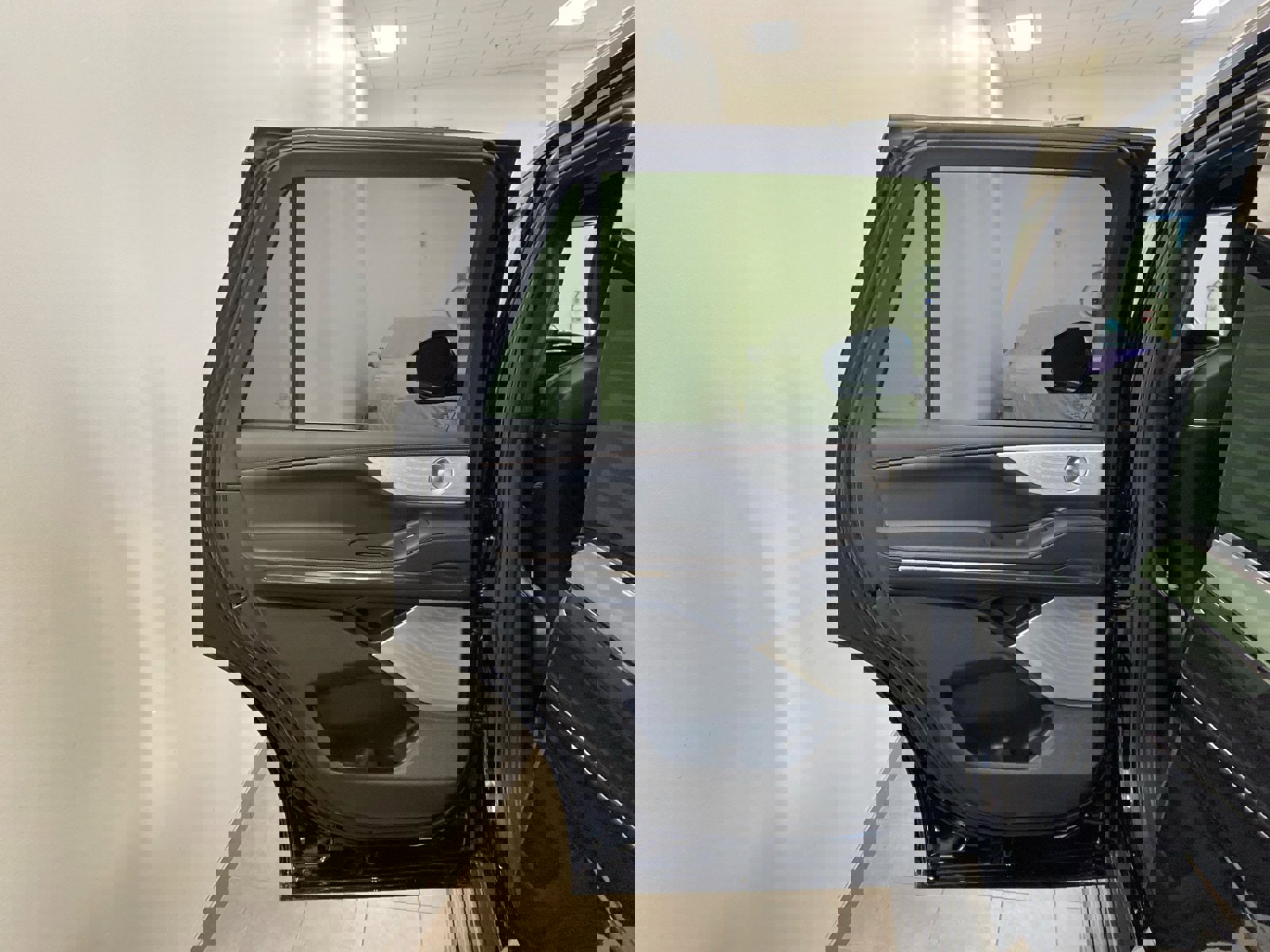 New 2026 Lincoln Navigator Black Label image 11