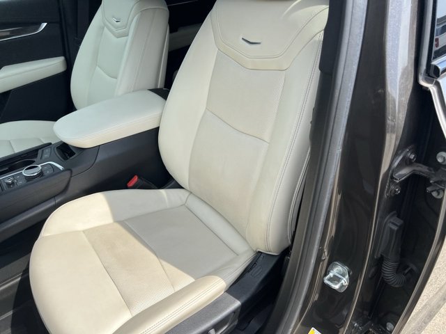 Used 2020 Cadillac XT6 Sport AWD/4WD image 20