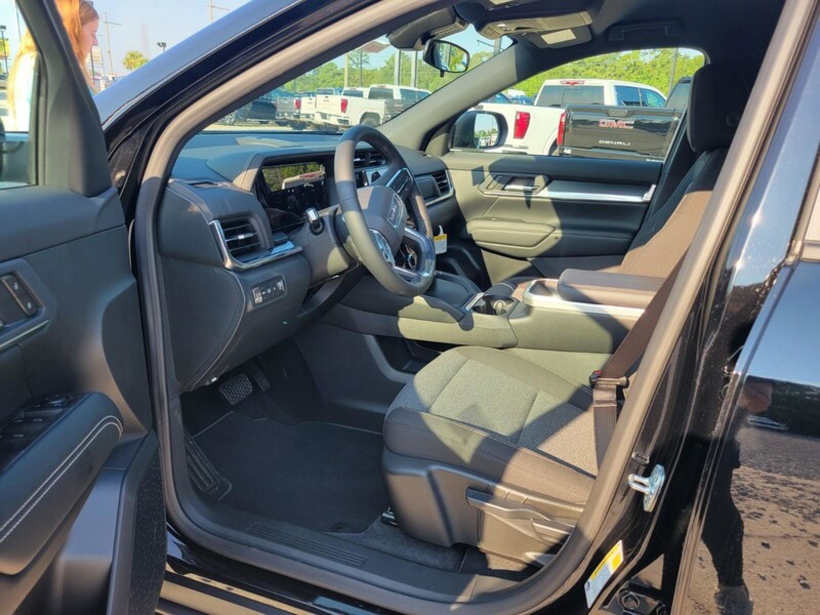 New 2026 GMC Terrain Elevation w/ Black Edition image 9