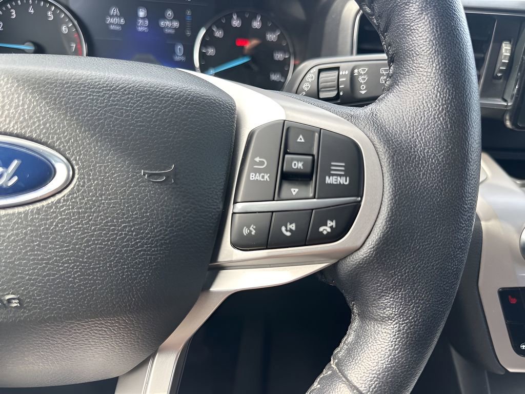 Used 2022 Ford Explorer XLT w/ Equipment Group 202A image 16
