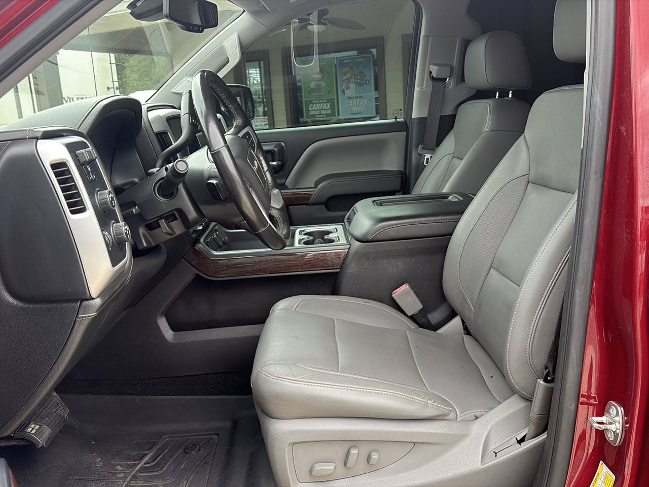 Used 2018 GMC Sierra 1500 SLT AWD/4WD image 9