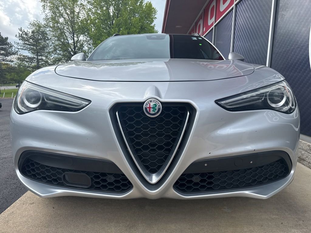 Used 2018 Alfa Romeo Stelvio Ti Sport AWD/4WD image 8