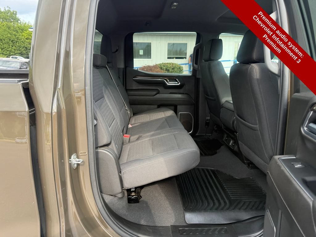 Used 2023 Chevrolet Silverado 1500 LT AWD/4WD image 39