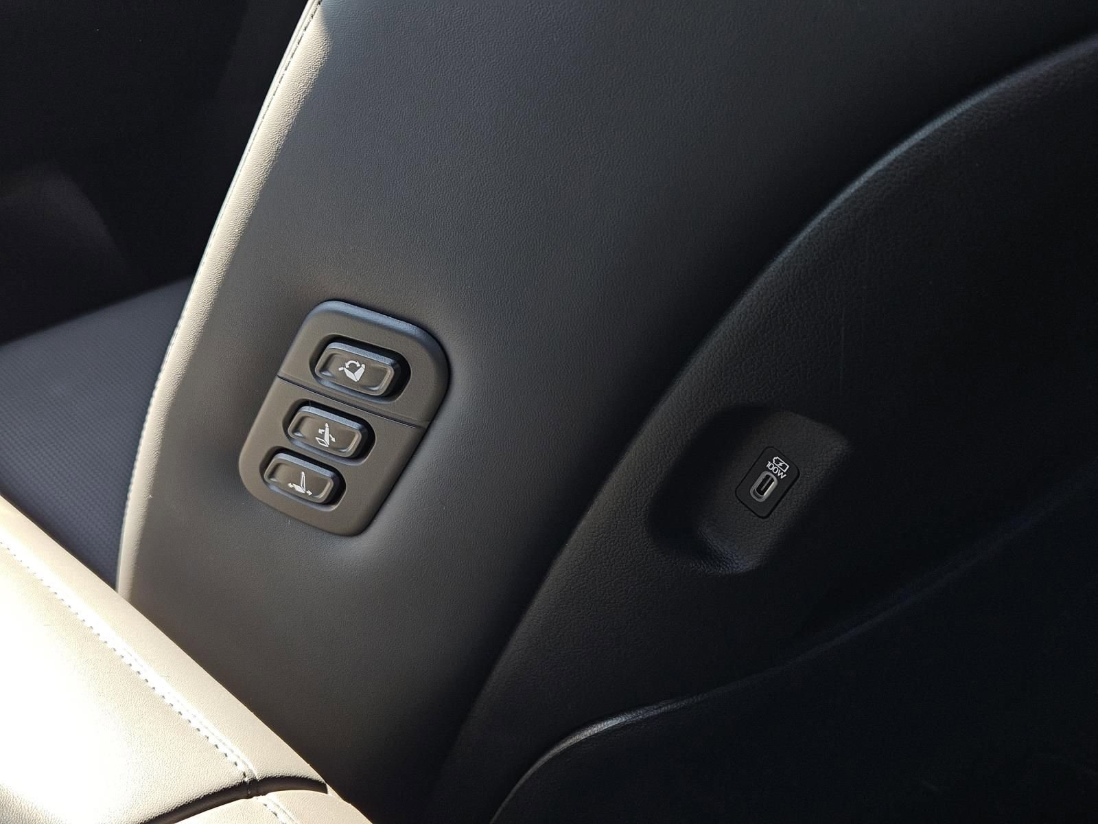 New 2026 Hyundai Palisade Calligraphy image 13