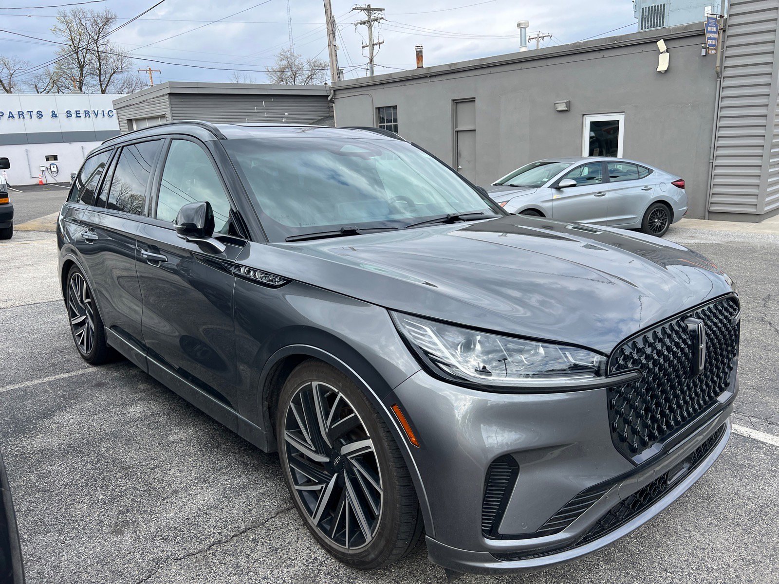 Used 2025 Lincoln Aviator Black Label w/ Jet Appearance Package image 3