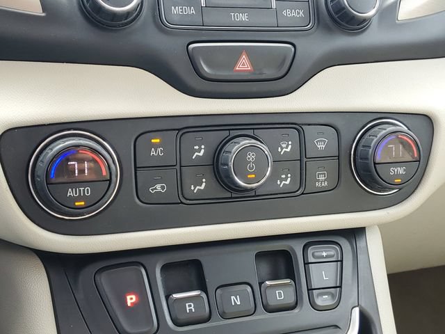 Used 2018 GMC Terrain Denali w/ Driver Alert Package II AWD/4WD image 30