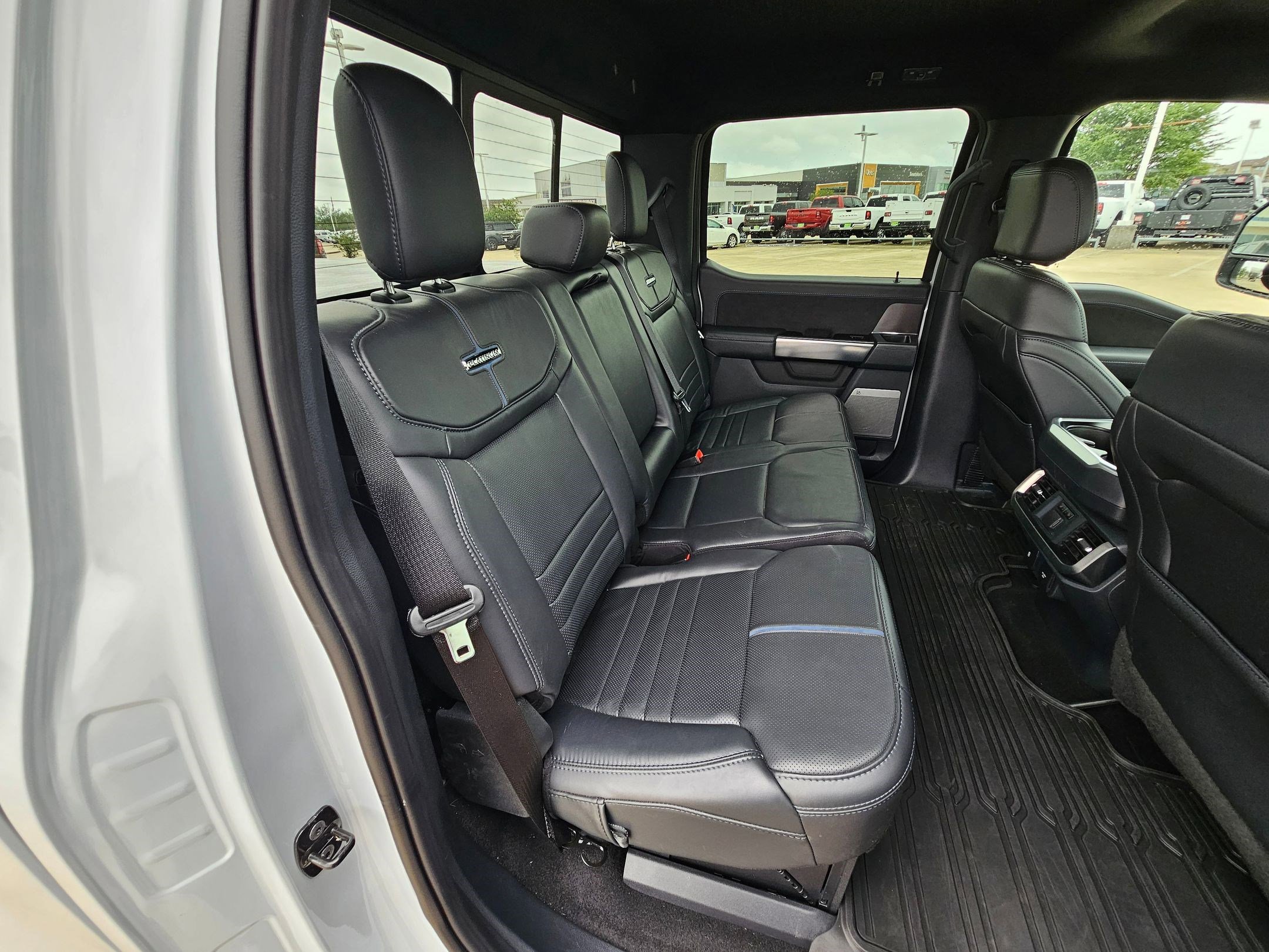 Used 2025 Ford F150 Platinum AWD/4WD image 31