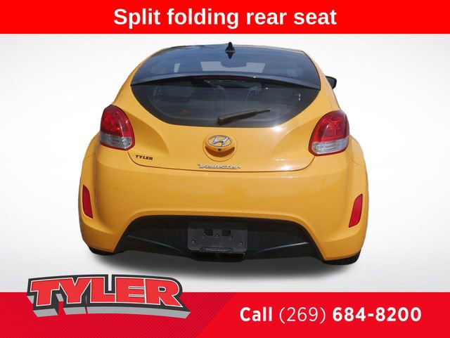 Used 2017 Hyundai Veloster Value Edition FWD image 7