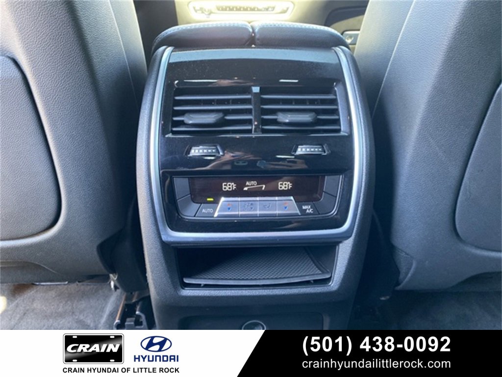 Used 2021 BMW X6 xDrive40i w/ Premium Package image 48