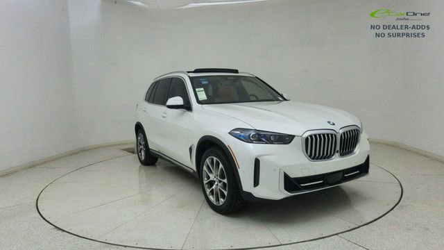 Used 2025 BMW X5 xDrive40i AWD/4WD image 64