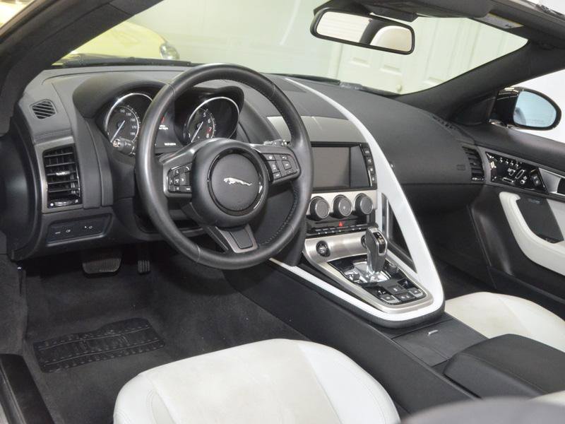 Used 2016 Jaguar F-TYPE Convertible image 20
