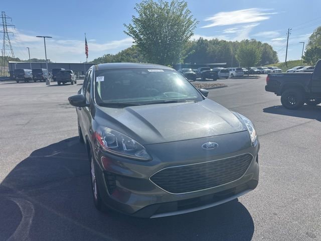 Used 2020 Ford Escape SE image 16