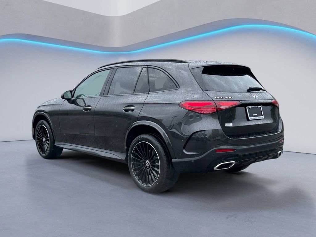New 2025 Mercedes-Benz GLC 300 image 5