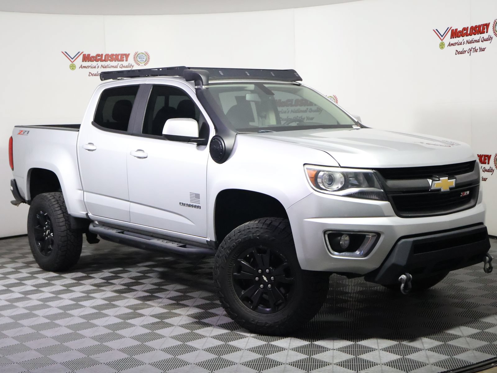 Used 2019 Chevrolet Colorado Z71 AWD/4WD image 2