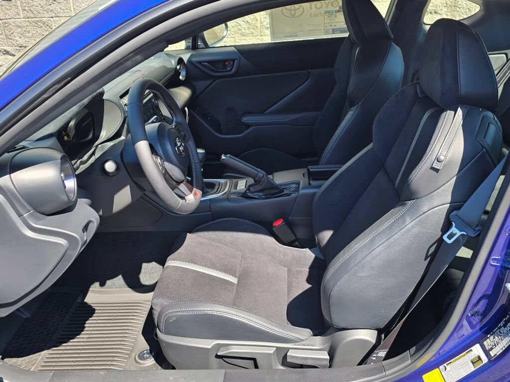 New 2026 Toyota GR86 Premium w/ ALL Weather Mat Package (TMS) RWD image 11