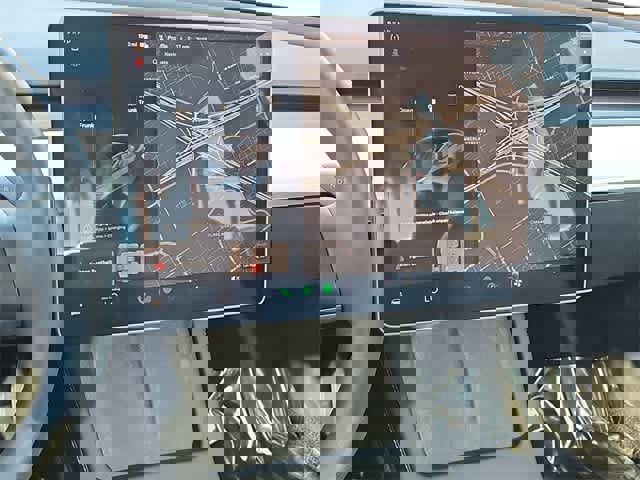 Used 2023 Tesla Model 3 Standard Range image 27