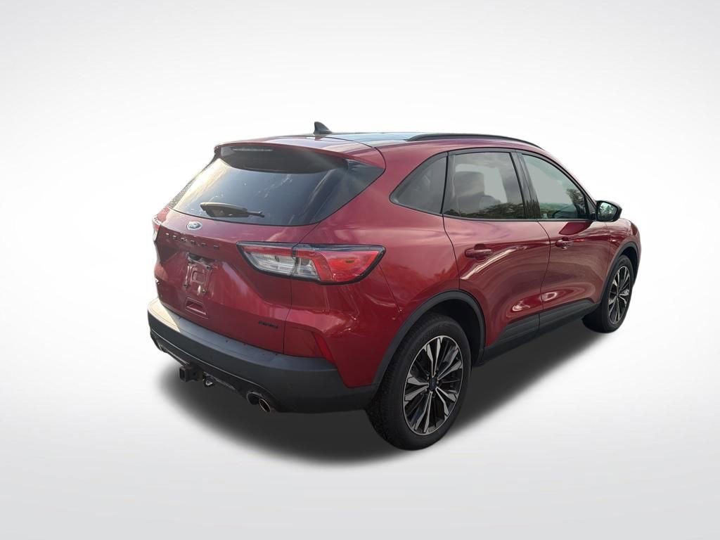 Used 2022 Ford Escape SEL w/ SEL Stealth AWD Package image 5